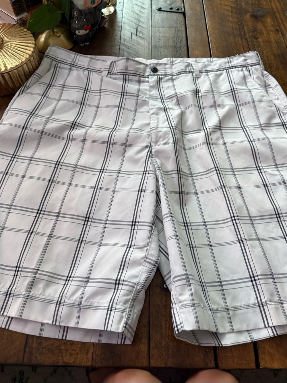 Sz 38 Champions Tour Men's White Plaid Flat Front Golf Shorts 100% Polyester